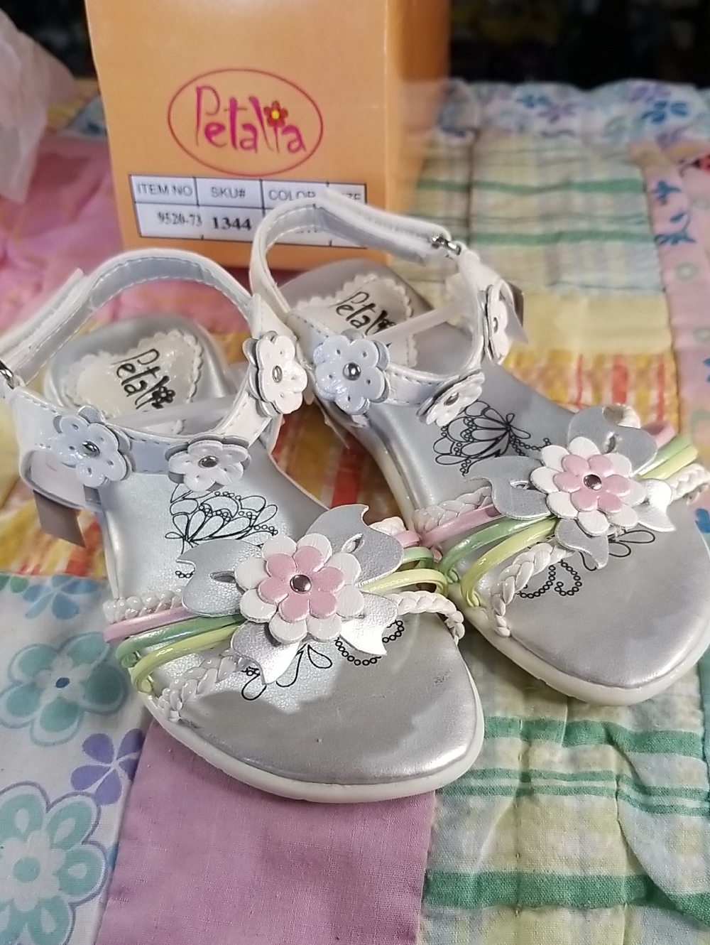 Petalia White & Silver Sandals W/3D Flowers & Braided/pastel Details Size 6 NIB